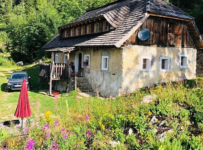 Obiralmhuette Fladung Chalet *