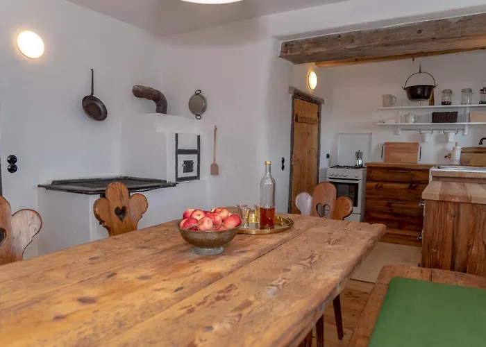 Dağ evi Obiralmhütte Fladung Bad Eisenkappel